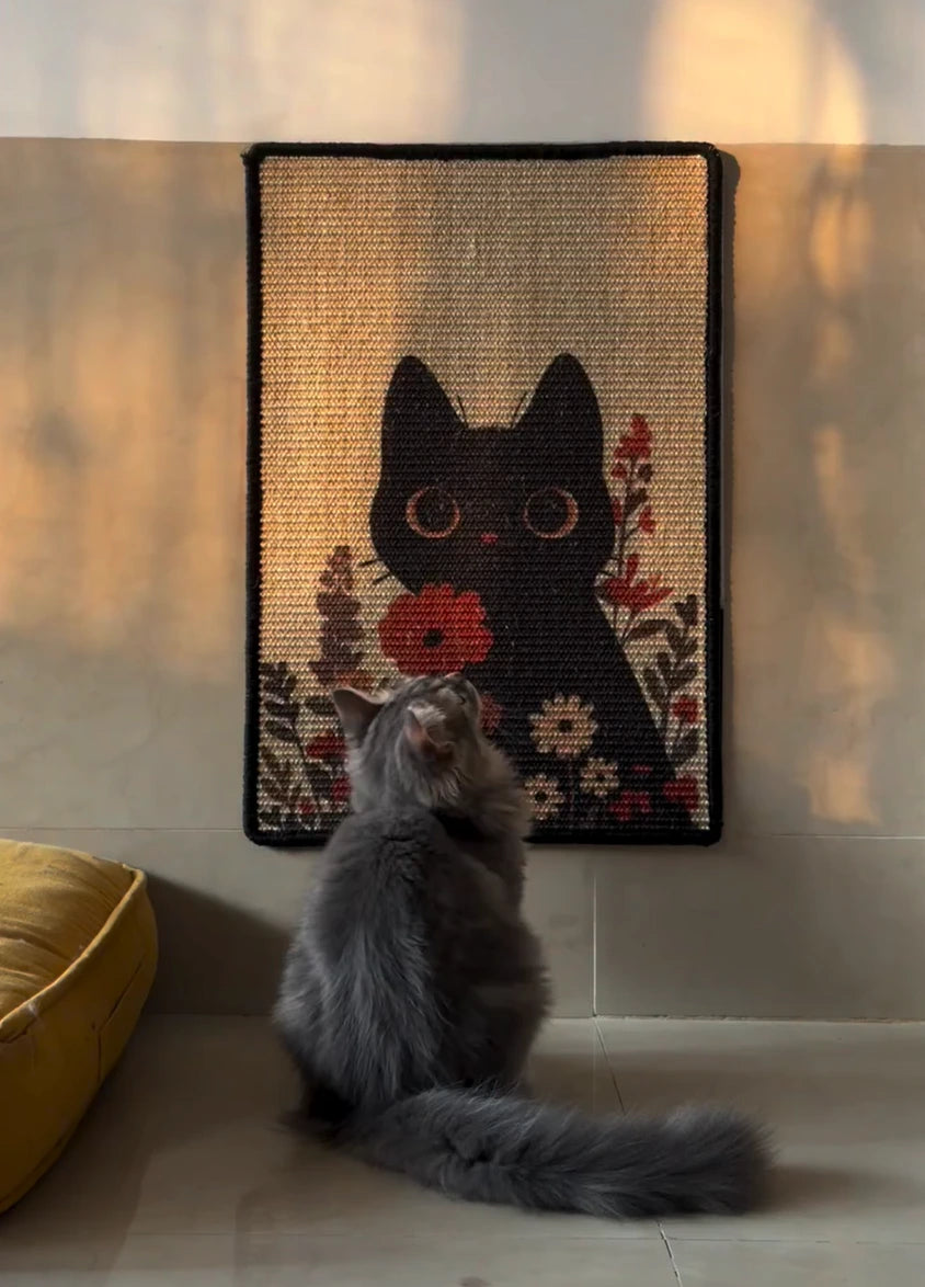 Catscart PawCanvas™ Classic cat scratch mat with flower design, 40x60cm, made of durable materials for scratching and play.