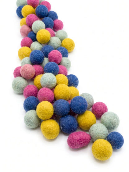 PawPoms™ — Handmade Woolen Cat Toy Balls