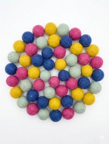 PawPoms™ — Handmade Woolen Cat Toy Balls